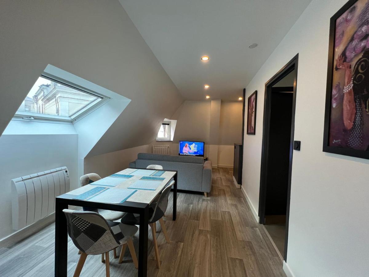 라발 Le Vieux Laval 아파트 외부 사진